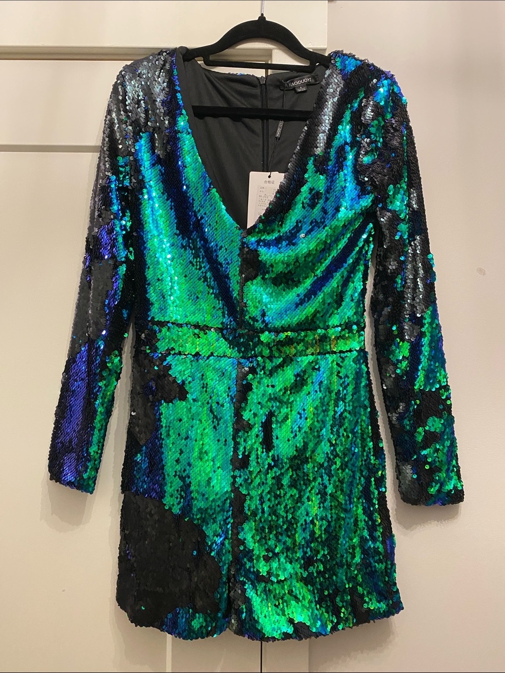 HAODUOYI Iridescent Green Blue Sequin Plunging Long Sleeve Romper Small